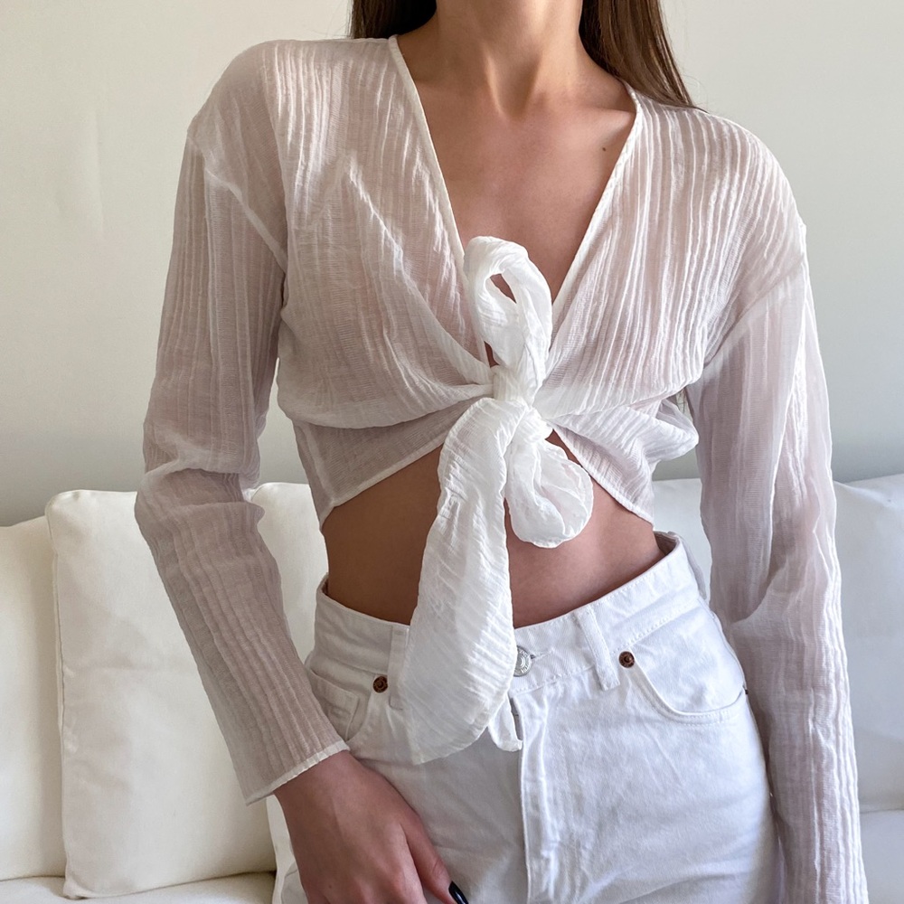 NWT Zara White Long Sleeve Knotted Textured Top - Size Small